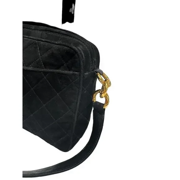 Authentic Chanel Matelassé Fringed Suede Shoulder Bag - Picture 6 of 11